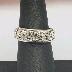 Designer AK 925 Turkey Sterling Silver Spindle Ring (size 5)